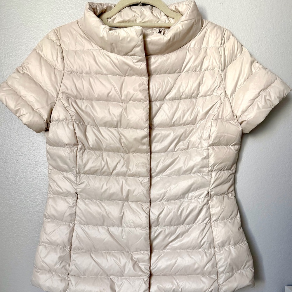 Anorak, 100% Goose Down, Short Sleeve Puffer Jacket in Cream